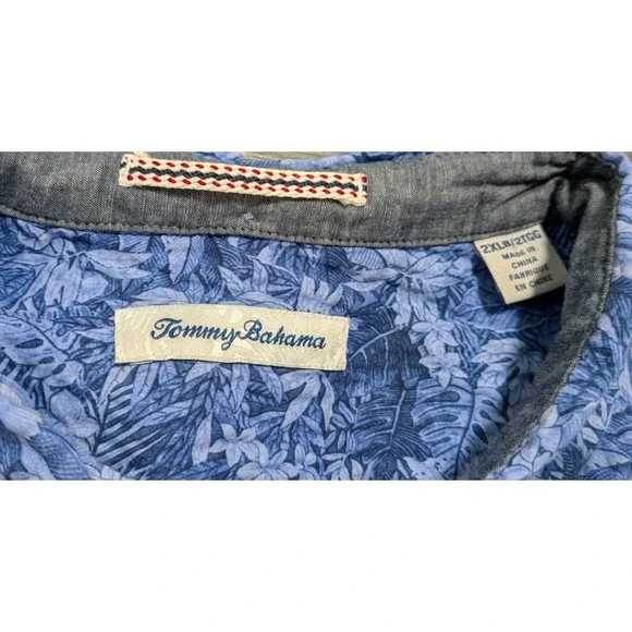 Tommy Bahama Men's Blue Foliage Leaf Hawaiian Print Size 2XLB - Picture 2 of 7